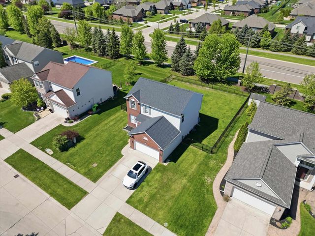 56655 Hastings Drive, Macomb Twp, MI 48042