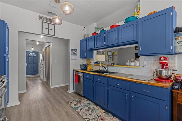 2625 Gaines Mill DR, Virginia Beach, VA 23456