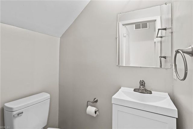 2905 Roanoke AVE, Newport News, VA 23607