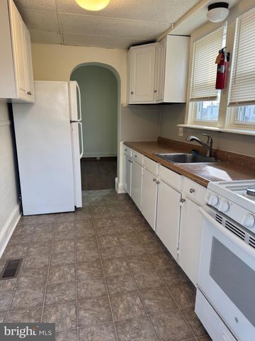 635 CHESTNUT ST, Pottstown, PA 19464