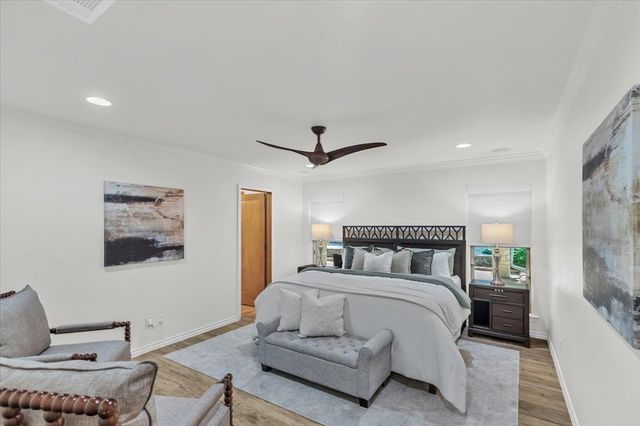 1943 Camelot Drive, Grapevine, TX 76051