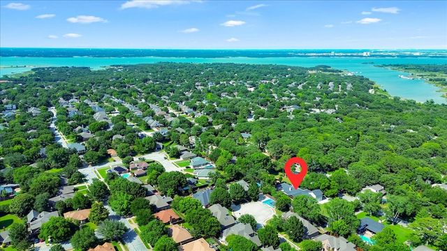 1943 Camelot Drive, Grapevine, TX 76051