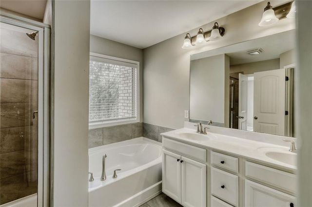 901 Sunset Park Drive, Suwanee, GA 30024