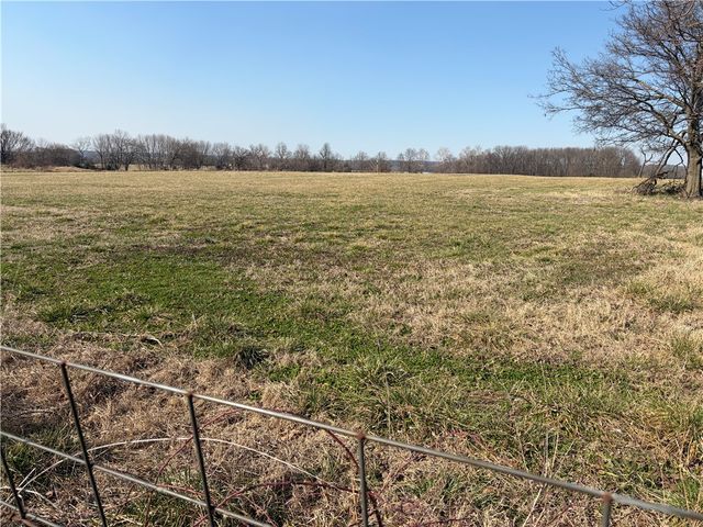 Curtis, Lincoln, AR 72744