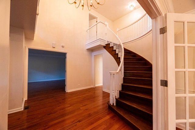 3021 35th Street, Oak Brook, IL 60523