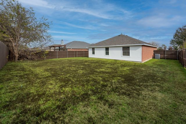 1705 Lesli Drive, Royse City, TX 75189