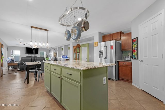 28204 N GRANITE Avenue, San Tan Valley, AZ 85143