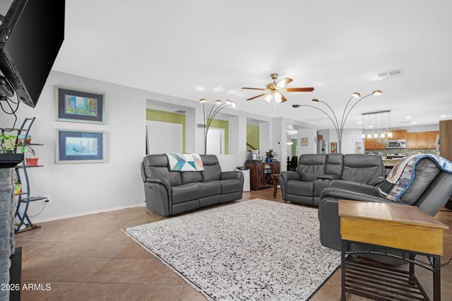 28204 N GRANITE Avenue, San Tan Valley, AZ 85143