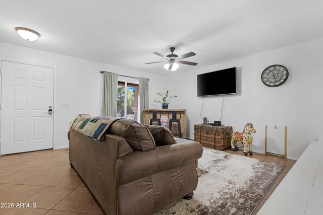 28204 N GRANITE Avenue, San Tan Valley, AZ 85143