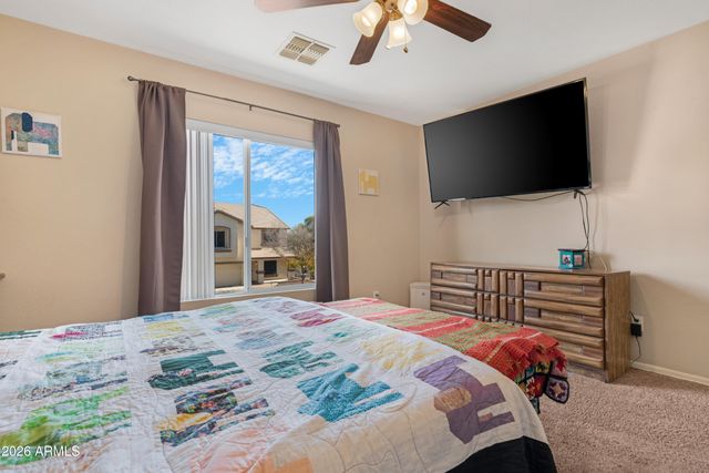 28204 N GRANITE Avenue, San Tan Valley, AZ 85143