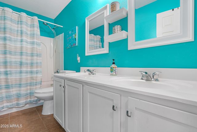 28204 N GRANITE Avenue, San Tan Valley, AZ 85143