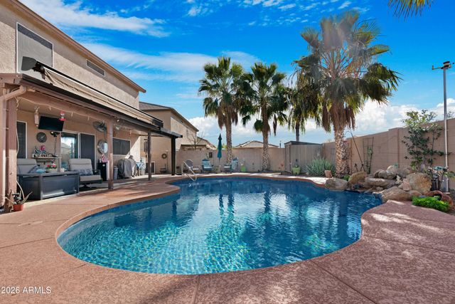 28204 N GRANITE Avenue, San Tan Valley, AZ 85143