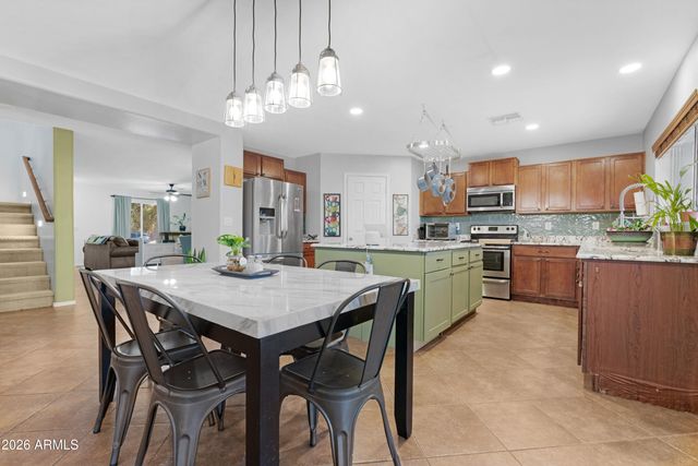 28204 N GRANITE Avenue, San Tan Valley, AZ 85143