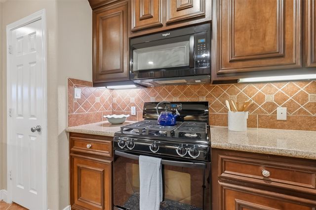 11214 Aaron Way, Needville, TX 77461