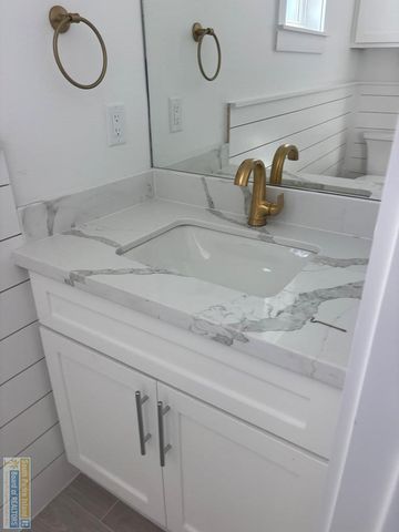 121 Marina Dr., South Padre Island, TX 78597