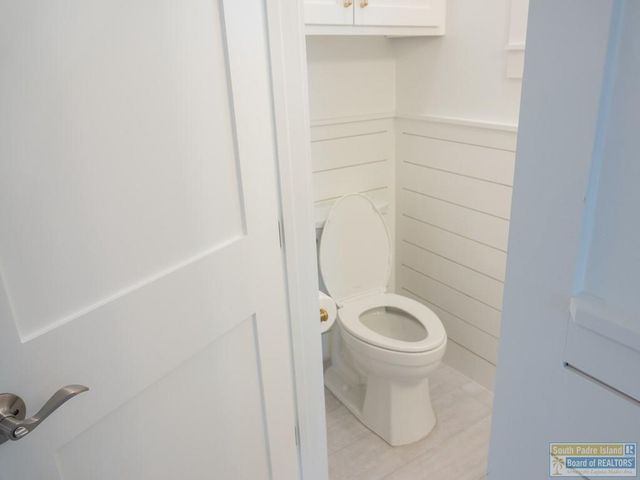 121 Marina Dr., South Padre Island, TX 78597