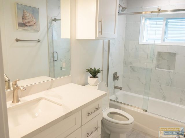 121 Marina Dr., South Padre Island, TX 78597