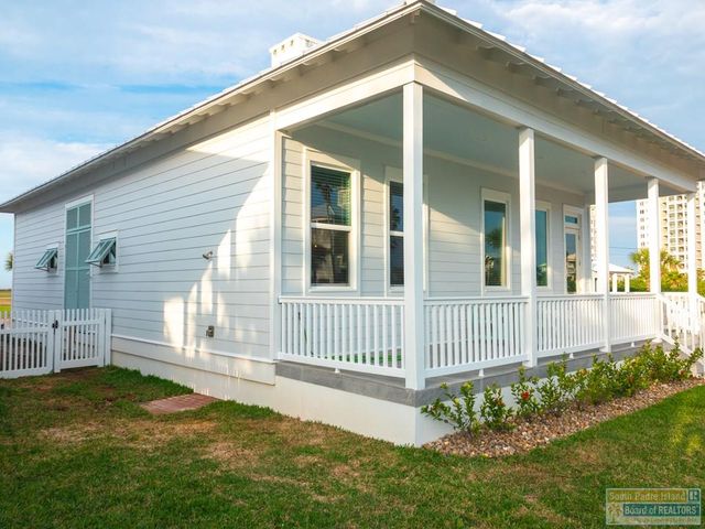 121 Marina Dr., South Padre Island, TX 78597