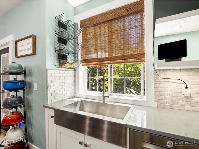 5950 SE Mullenix Road, Port Orchard, WA 98367