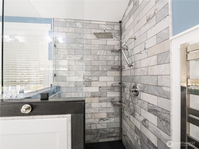 5950 SE Mullenix Road, Port Orchard, WA 98367