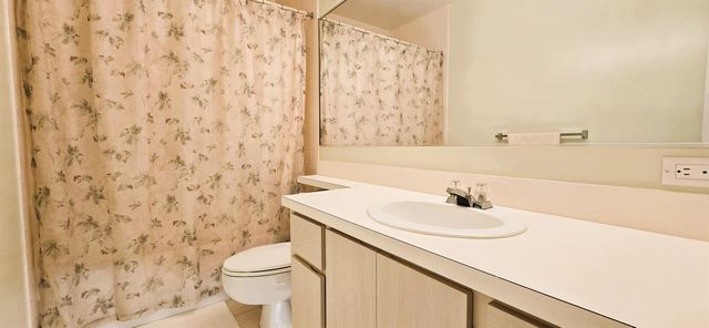 1919 Hartford Court, West Palm Beach, FL 33409