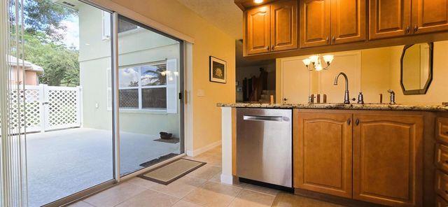 1919 Hartford Court, West Palm Beach, FL 33409