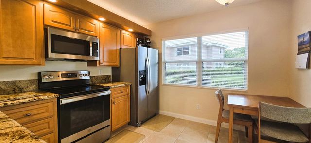 1919 Hartford Court, West Palm Beach, FL 33409