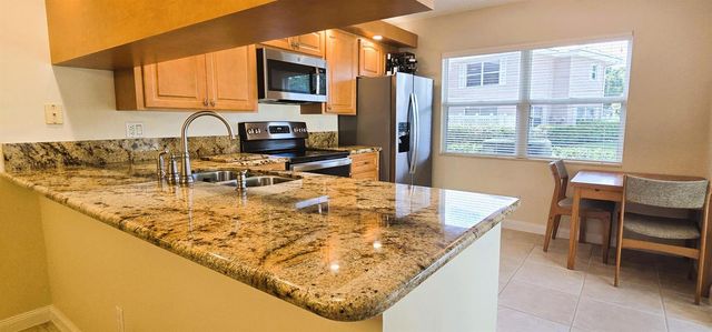 1919 Hartford Court, West Palm Beach, FL 33409