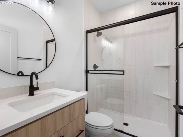 2077 Se Harold St 3, Portland, OR 97202