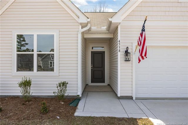 4538 Bunkers Bay Lane, Hope Mills, NC 28371