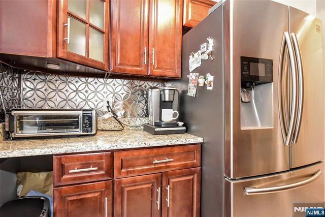 25 Grand Avenue 2J, Hackensack, NJ 07601