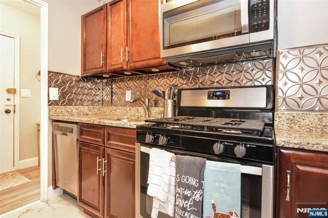 25 Grand Avenue 2J, Hackensack, NJ 07601