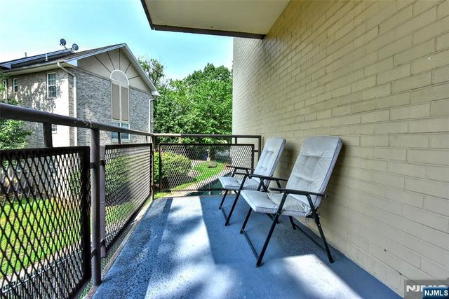 25 Grand Avenue 2J, Hackensack, NJ 07601