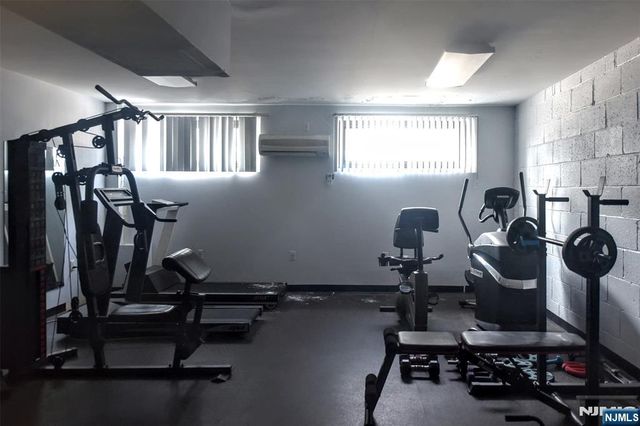25 Grand Avenue 2J, Hackensack, NJ 07601