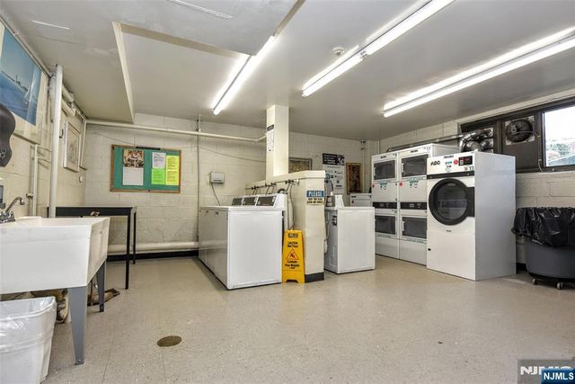 25 Grand Avenue 2J, Hackensack, NJ 07601