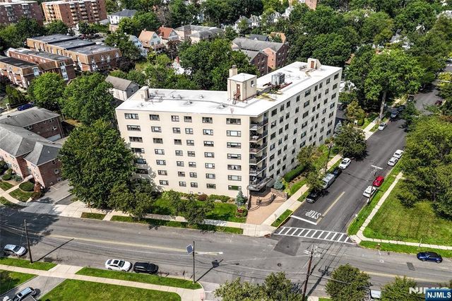 25 Grand Avenue 2J, Hackensack, NJ 07601