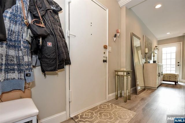 25 Grand Avenue 2J, Hackensack, NJ 07601