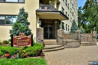 25 Grand Avenue 2J, Hackensack, NJ 07601
