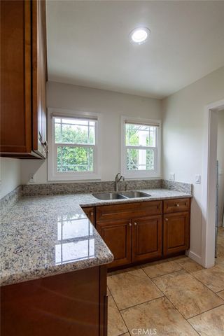 1418 Ellsmere Avenue, Los Angeles, CA 90019