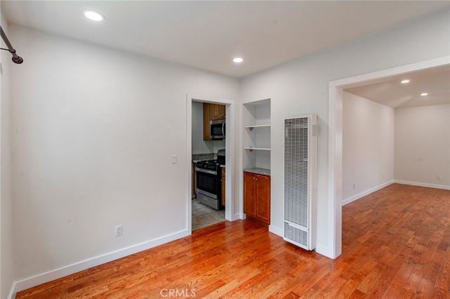 1418 Ellsmere Avenue, Los Angeles, CA 90019