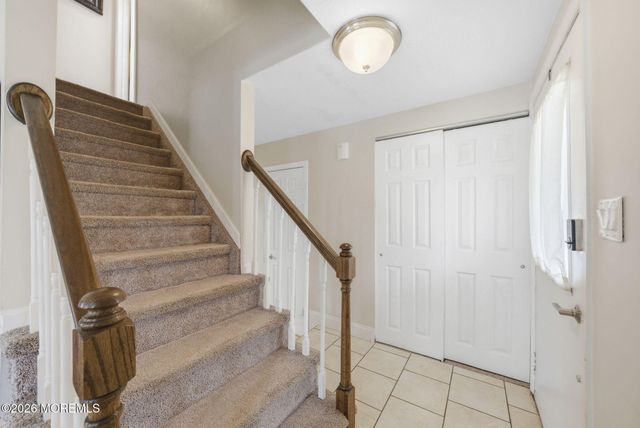 43 Concord Circle, Howell, NJ 07731