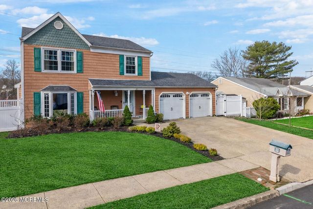 43 Concord Circle, Howell, NJ 07731