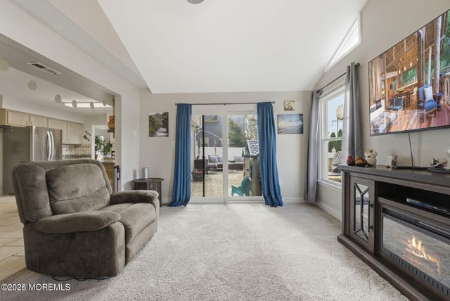 43 Concord Circle, Howell, NJ 07731