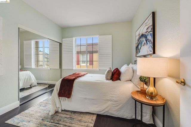 2146 Sand Dollar Dr, Richmond, CA 94804