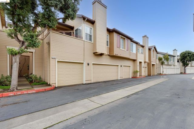 2146 Sand Dollar Dr, Richmond, CA 94804