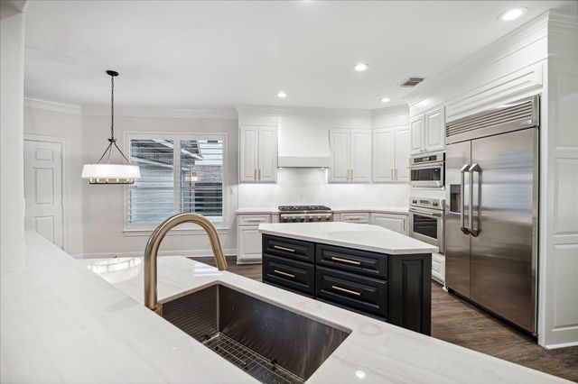 6211 Alameda Point Lane, Houston, TX 77041