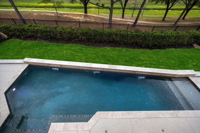 6211 Alameda Point Lane, Houston, TX 77041