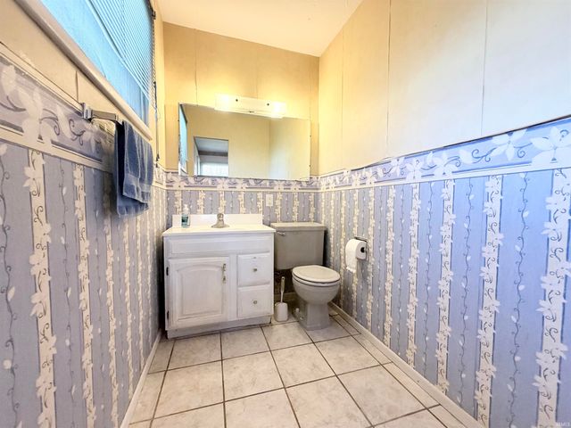 57292 Poppy Road, South Bend, IN 46619
