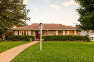 3134 Lockmoor Lane, Dallas, TX 75220