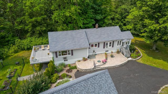 3253 State Route 52, Pine Bush, NY 12566
